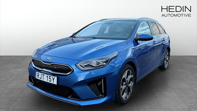 Blå (blue) Begagnad 2021 Kia Ceed Sportswagon Kombi | 249 900 kr (Lite dyr) - Bild 1/4