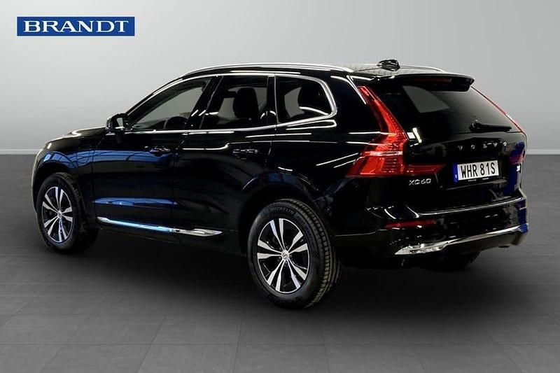 Begagnad Volvo XC60 355 HK (261 kW) 2022 Svart SUV