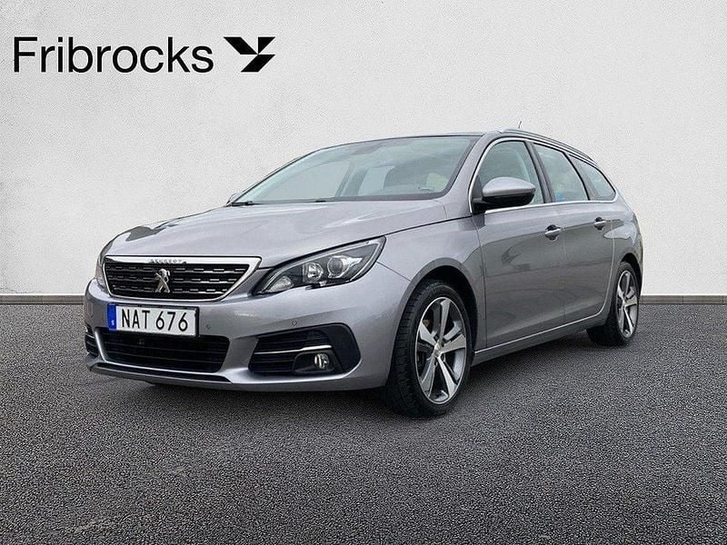 Grå Begagnad 2017 Peugeot 308 Allure Kombi | 119 900 kr (Marknadspris) - Bild 1/4