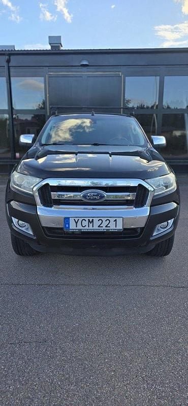 Svart Begagnad 2016 Ford Ranger XLT Pickup | 174 900 kr (Bra pris) - Bild 1/4