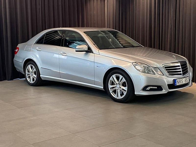 Silver Begagnad 2009 Mercedes E250 Avantgarde Sedan | 89 000 kr (Marknadspris) - Bild 1/4