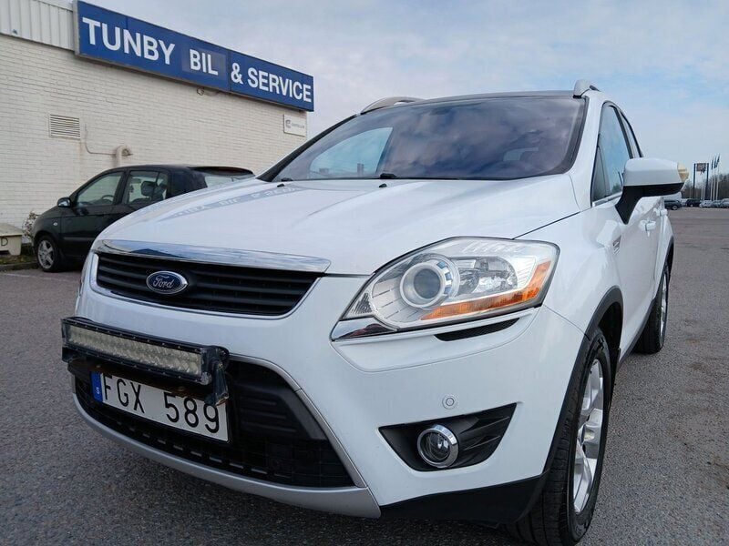 Vit Begagnad 2011 Ford Kuga SUV | 59 900 kr (Marknadspris) - Bild 1/4