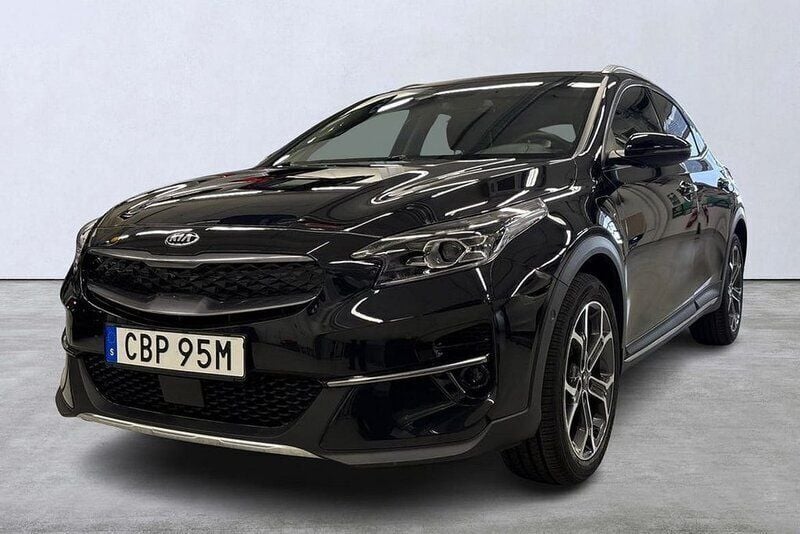 Svart Begagnad 2020 Kia XCeed Plus SUV | 225 000 kr (Marknadspris) - Bild 1/4