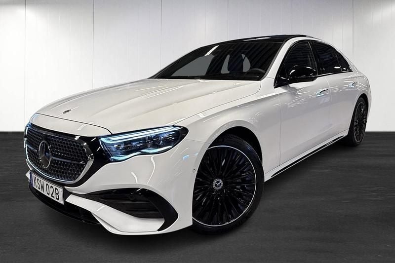 Begagnad 2025 Mercedes E300 AMG Sedan | 919 000 kr - Bild 1/4