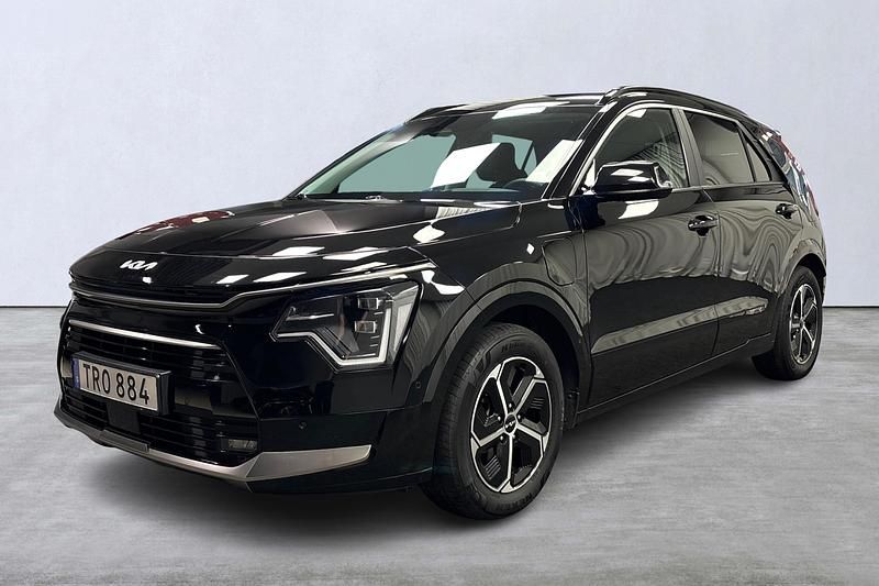 Svart Begagnad 2023 Kia Niro Advance SUV | 349 000 kr (Lite dyr) - Bild 1/4