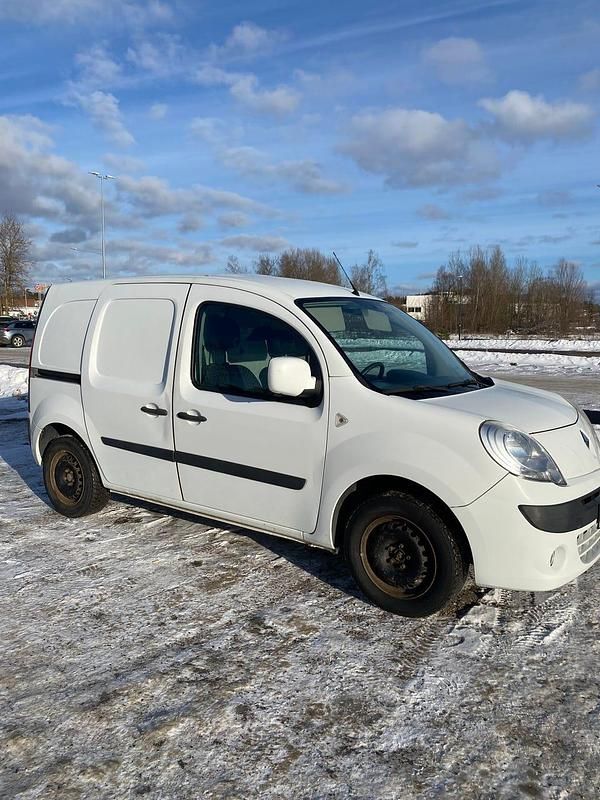 Begagnad 2012 Renault Kangoo | 32 500 kr (Bra pris) - Bild 1/4