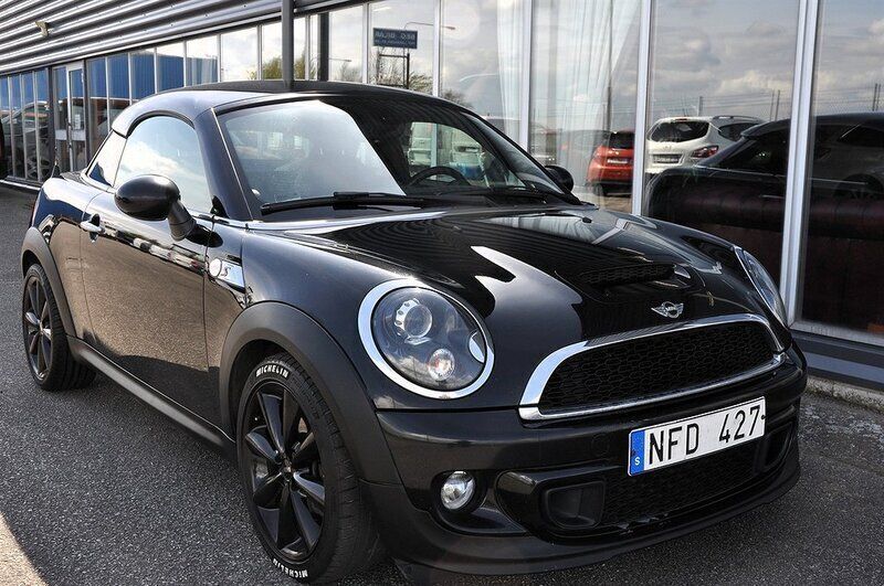 Svart Begagnad 2012 Mini Cooper S Halvkombi | 129 900 kr (Dyr) - Bild 1/4