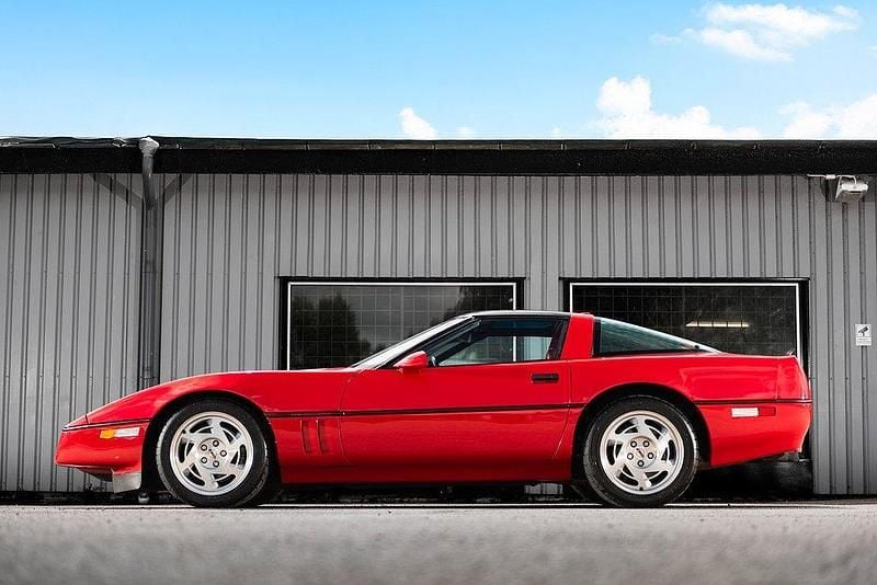 Begagnad Chevrolet Corvette ZR-1 400 HK (294 kW) 1990 Röd Sportkupé