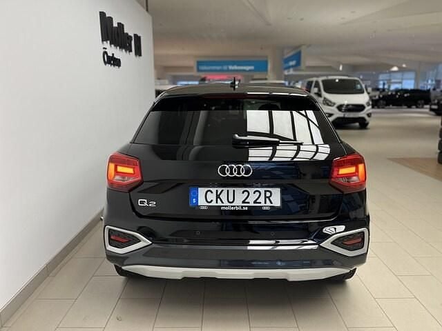 Begagnad Audi Q2 Advanced Plus 150 HK (110 kW) 2025 Brilliantsvart SUV