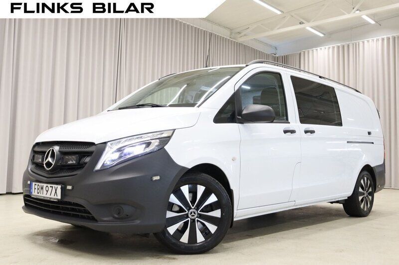 Vit Begagnad 2021 Mercedes Vito SE Minibuss | 499 900 kr (Marknadspris) - Bild 1/4