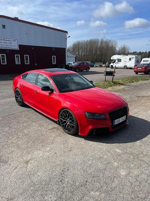 Begagnad Audi A5 Sportback 180 HK (132 kW) 2011 Röd Halvkombi