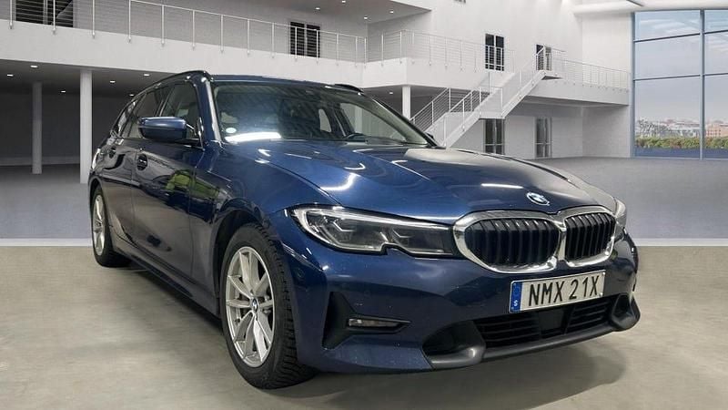 Begagnad 2021 BMW 330 Kombi | 203 000 kr - Bild 1/4