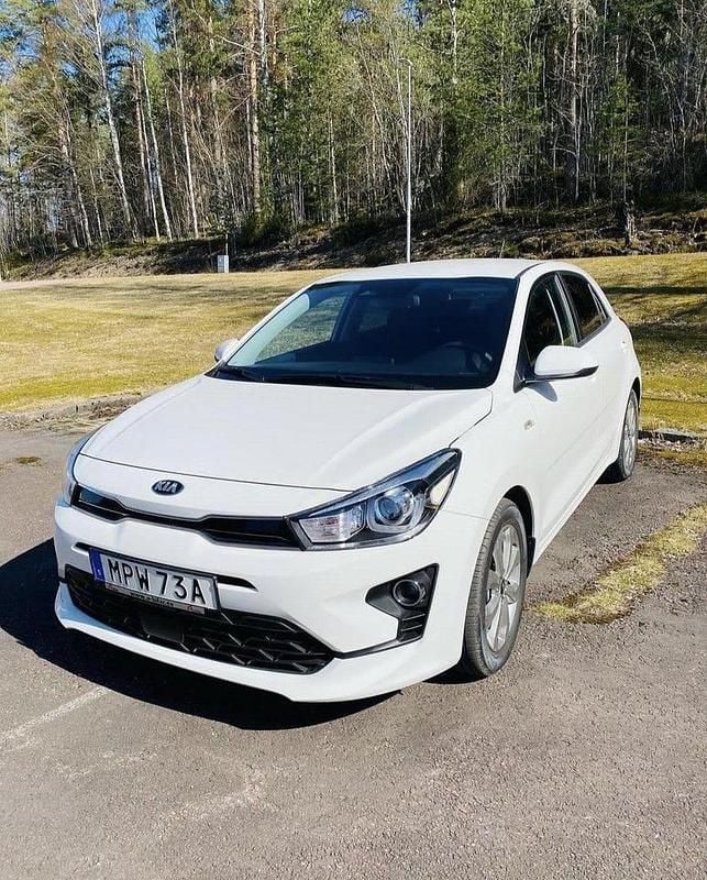 Begagnad 2021 Kia Rio Advance Halvkombi | 135 000 kr (Bra pris) - Bild 1/1