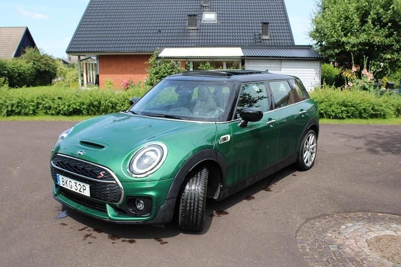 Grön Begagnad 2020 Mini John Cooper Works Clubman Kombi | 199 000 kr (Bra pris) - Bild 1/4