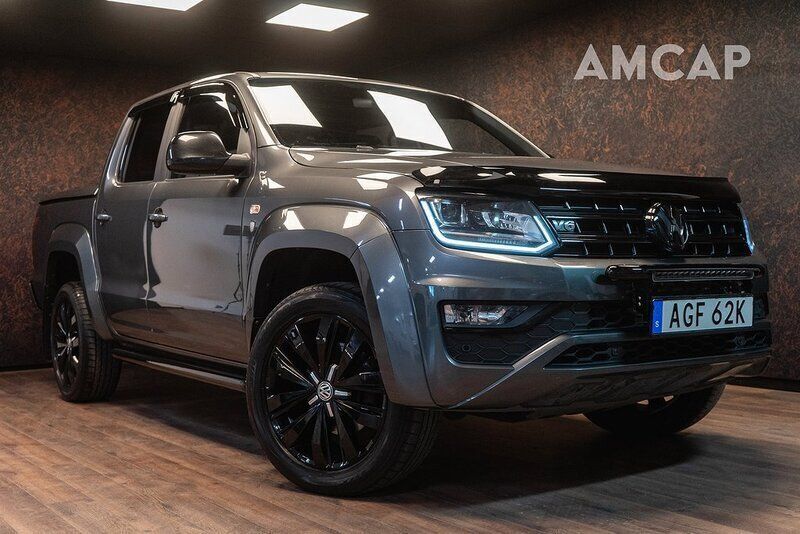 Grå Begagnad 2020 VW Amarok Pickup | 499 500 kr (Dyr) - Bild 1/4