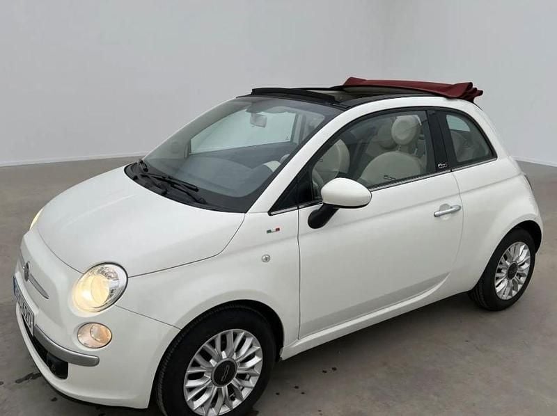 Vit Begagnad 2015 Fiat 500C Lounge Cab | 89 900 kr (Marknadspris) - Bild 1/1