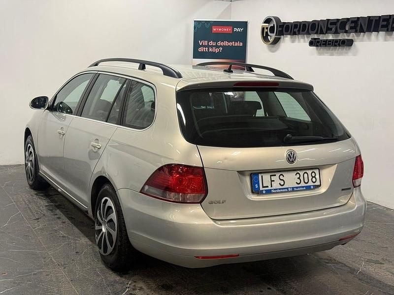 Begagnad VW Golf VI 102 HK (75 kW) 2011 Brun Halvkombi