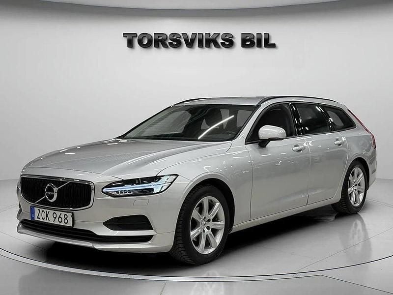Begagnad Volvo V90 Kinetic 190 HK (139 kW) 2017 Silvermet Kombi