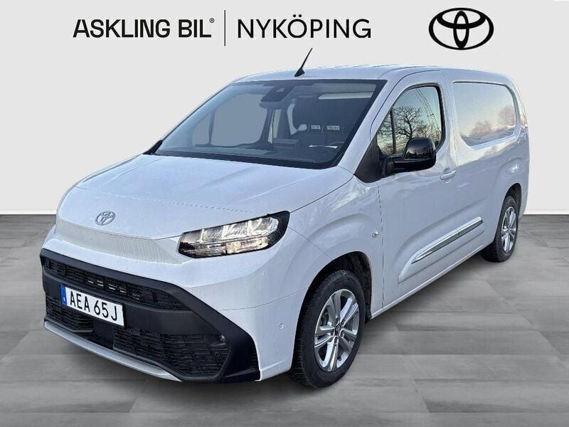 Vit Begagnad 2024 Toyota Proace City Van | 549 000 kr - Bild 1/3