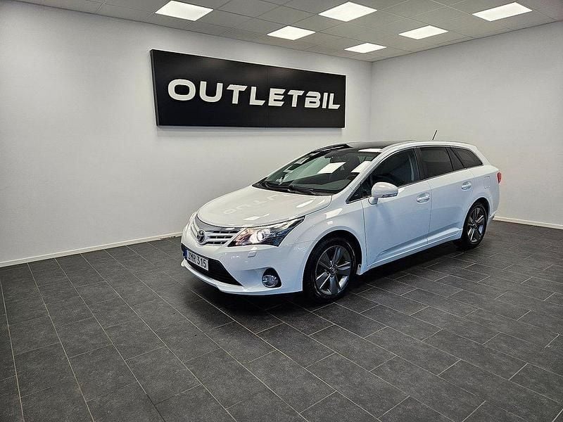 Vit Begagnad 2014 Toyota Avensis Edition Kombi | 79 900 kr (Marknadspris) - Bild 1/4