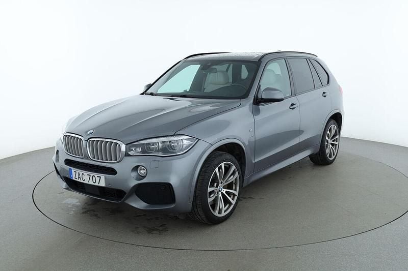 Grå Begagnad 2017 BMW X5 M Sport SUV | 349 000 kr (Marknadspris) - Bild 1/3