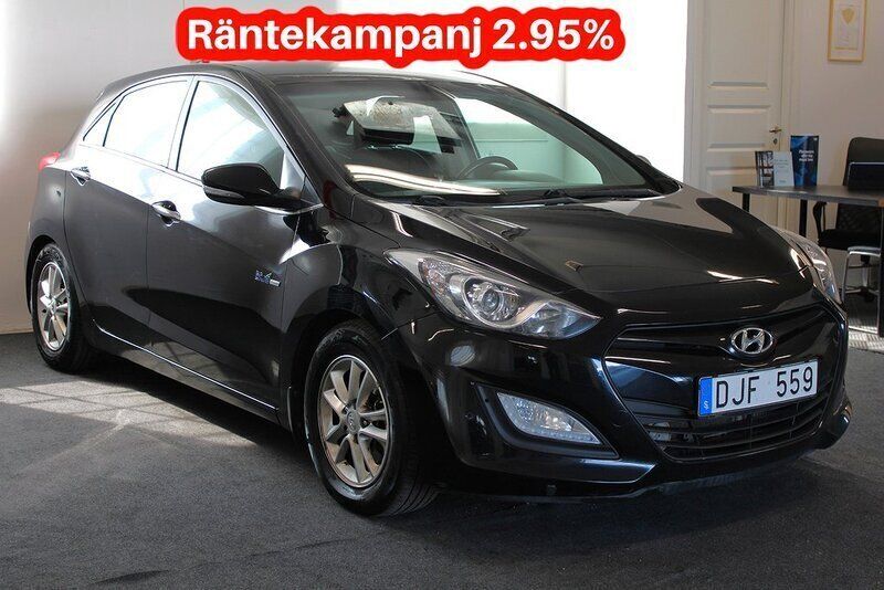Svart Begagnad 2012 Hyundai i30 Premium Halvkombi | 89 800 kr (Marknadspris) - Bild 1/4