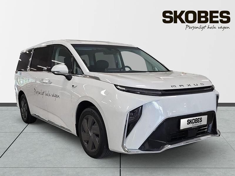 Vit Begagnad 2023 Maxus MIFA 9 Kombi | 779 400 kr - Bild 1/4