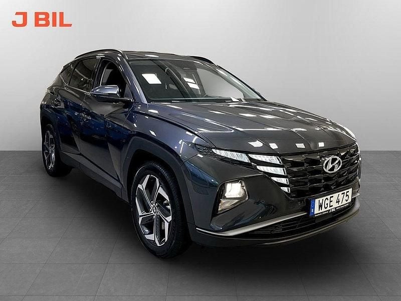 Grå Begagnad 2022 Hyundai Tucson Essential SUV | 324 900 kr (Bra pris) - Bild 1/3