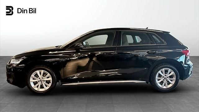 Begagnad Audi A3 Proline 150 HK (110 kW) 2023 Brilliantsvart Sedan