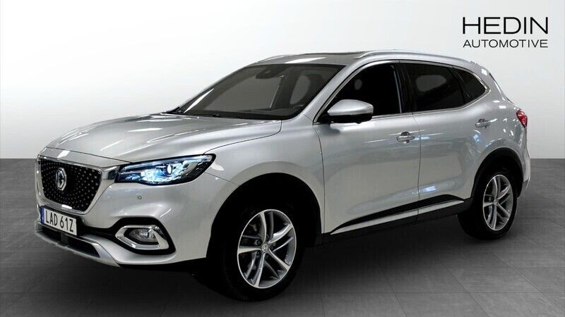 Grå (red) Begagnad 2021 MG EHS Luxury SUV | 249 900 kr (Marknadspris) - Bild 1/4