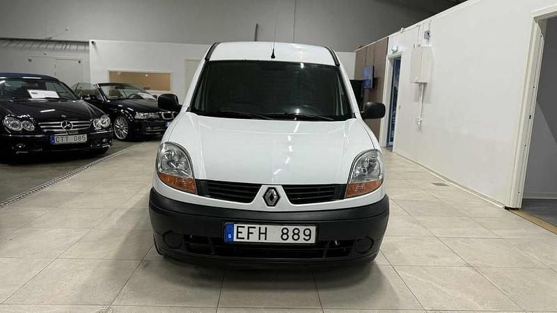Begagnad Renault Kangoo 65 HK (47 kW) 2006 Vit Van