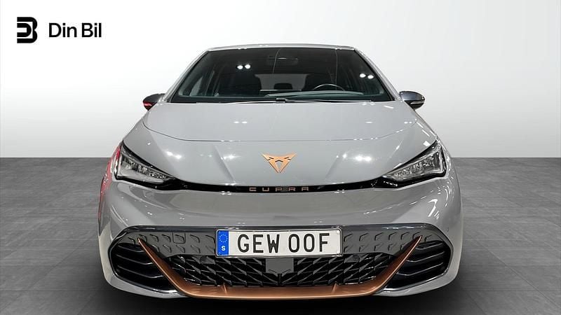 Begagnad Cupra Born 169 kW (231 HK) 2022 Grå Halvkombi