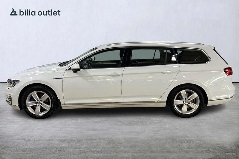 Begagnad VW Passat 156 HK (114 kW) 2018 Vit Kombi