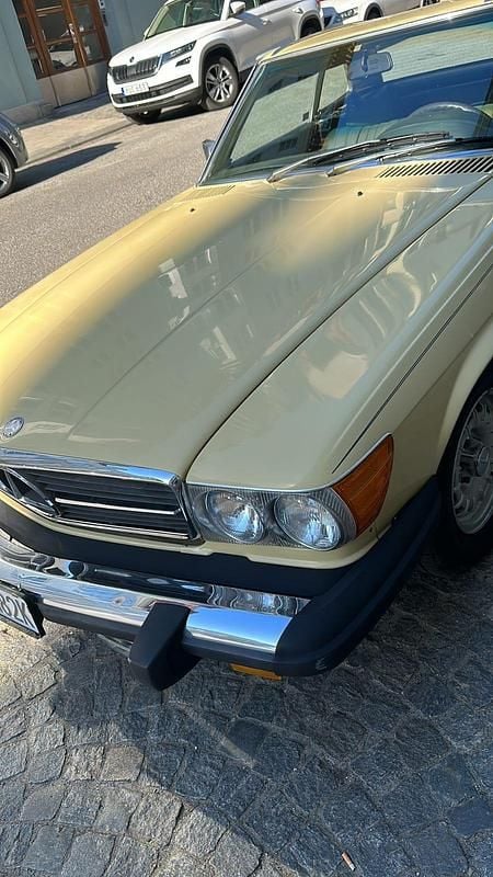 Begagnad Mercedes SL450 225 HK (165 kW) 1975
