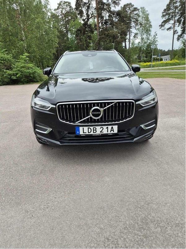 Svart Begagnad 2020 Volvo XC60 Inscription SUV | 329 000 kr (Marknadspris) - Bild 1/4