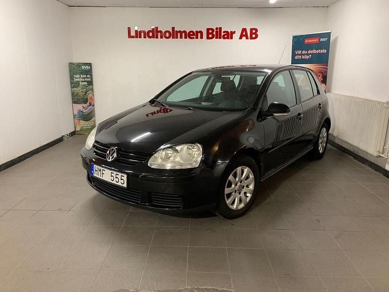Svart Begagnad 2009 VW Golf Trendline Halvkombi | 32 900 kr (Superpris) - Bild 1/4