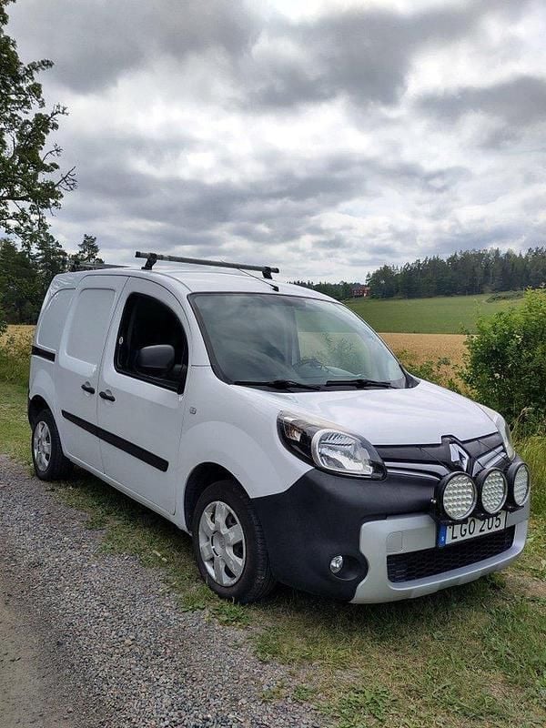 Vit Begagnad 2016 Renault Kangoo Minibuss | 59 900 kr (Marknadspris) - Bild 1/4