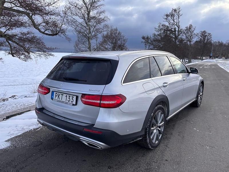 Begagnad Mercedes E220 All-Terrain 194 HK (142 kW) 2018 Kombi