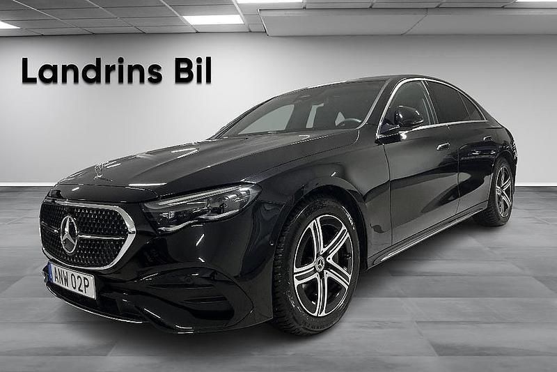 Svart Begagnad 2025 Mercedes E220 AMG Line Premium Sedan | 709 900 kr - Bild 1/4