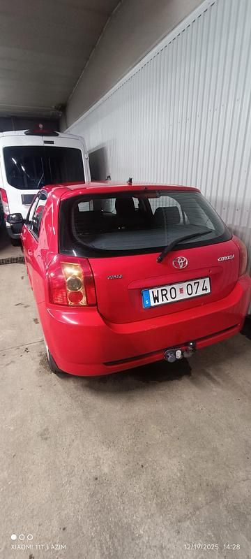 Begagnad 2005 Toyota Corolla Halvkombi | 23 000 kr (Bra pris) - Bild 1/4