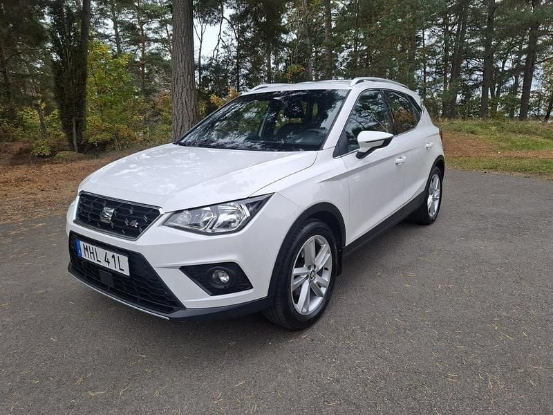 Begagnad 2020 Seat Arona SUV | 135 000 kr (Marknadspris) - Bild 1/4