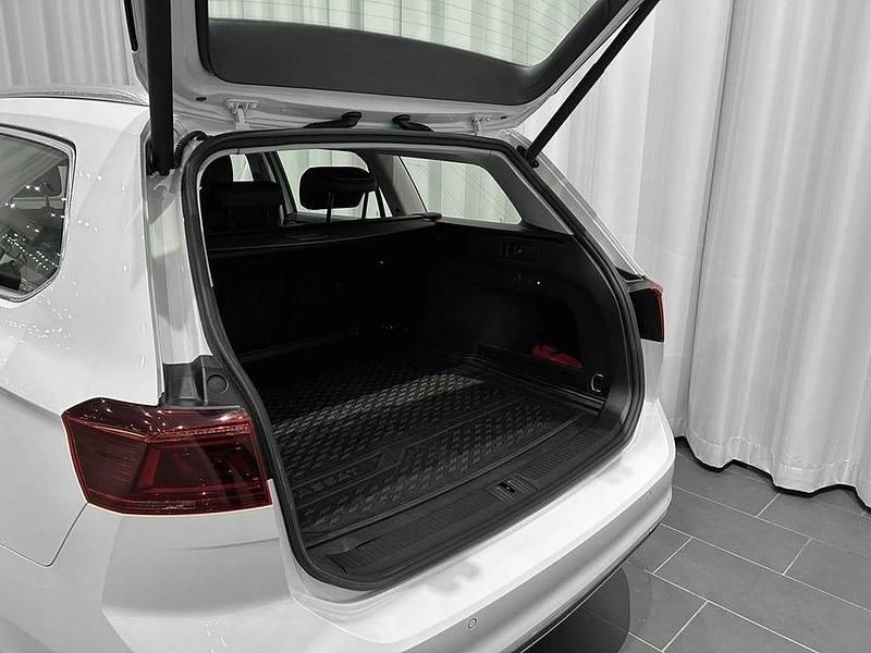 Begagnad VW Passat GTE 156 HK (114 kW) 2021 Pure white (stängd för ny