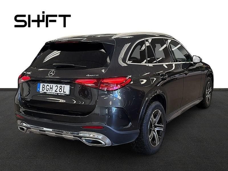 Begagnad Mercedes GLC300e AMG 204 HK (150 kW) 2023 Grå SUV