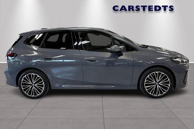 Begagnad BMW 230 330 HK (242 kW) 2022 Grå Kombi