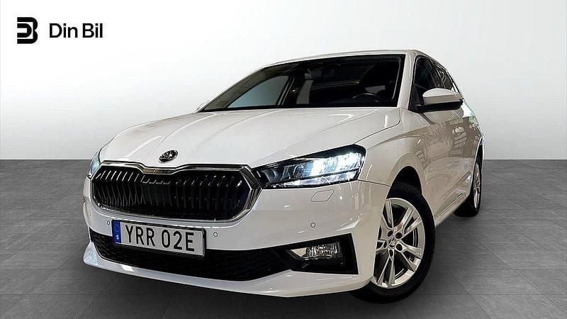 Vit Begagnad 2022 Skoda Fabia Style Halvkombi | 194 900 kr (Marknadspris) - Bild 1/4