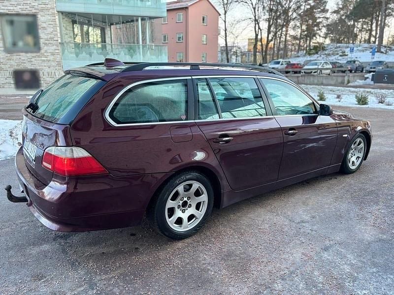 Begagnad BMW 525 177 HK (130 kW) 2006 Kombi