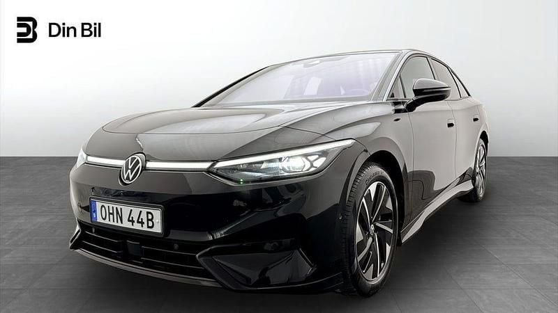 Svart Begagnad 2024 VW ID.7 Pro Halvkombi | 484 900 kr (Superpris) - Bild 1/4