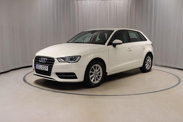 Vit Begagnad 2014 Audi A3 | 108 900 kr (Marknadspris) - Bild 1/4