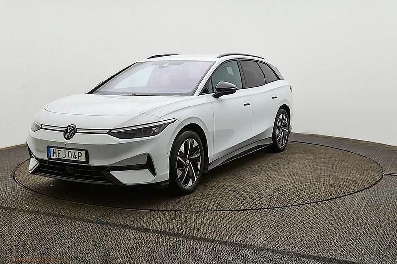 Vit Begagnad 2024 VW ID.7 Pro Kombi | 519 000 kr (Superpris) - Bild 1/4