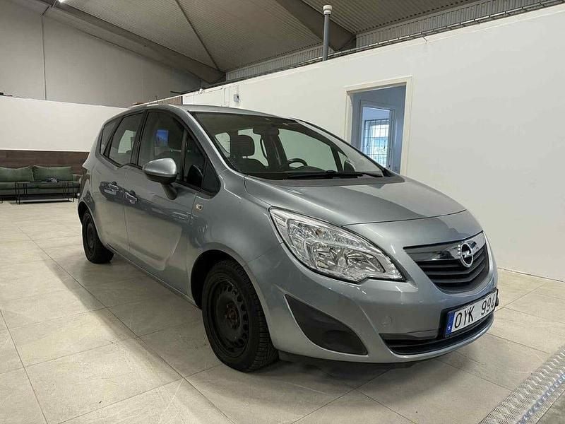 Grå Begagnad 2011 Opel Meriva Enjoy Minibuss | 59 900 kr (Lite dyr) - Bild 1/4
